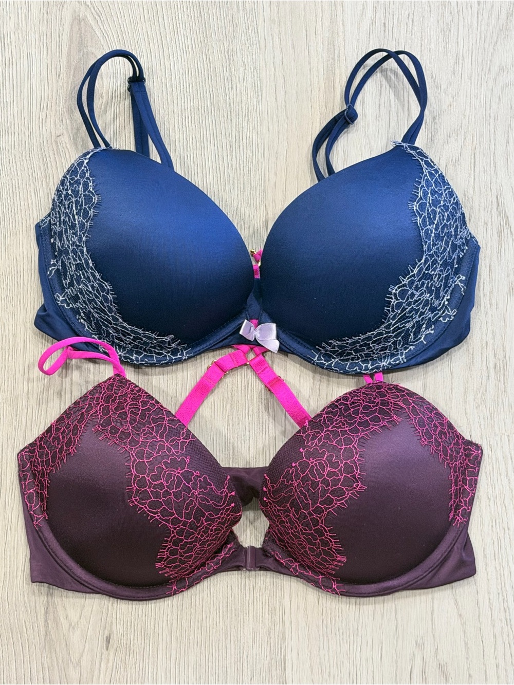 Lot of 2 Victoria's Secret Bras